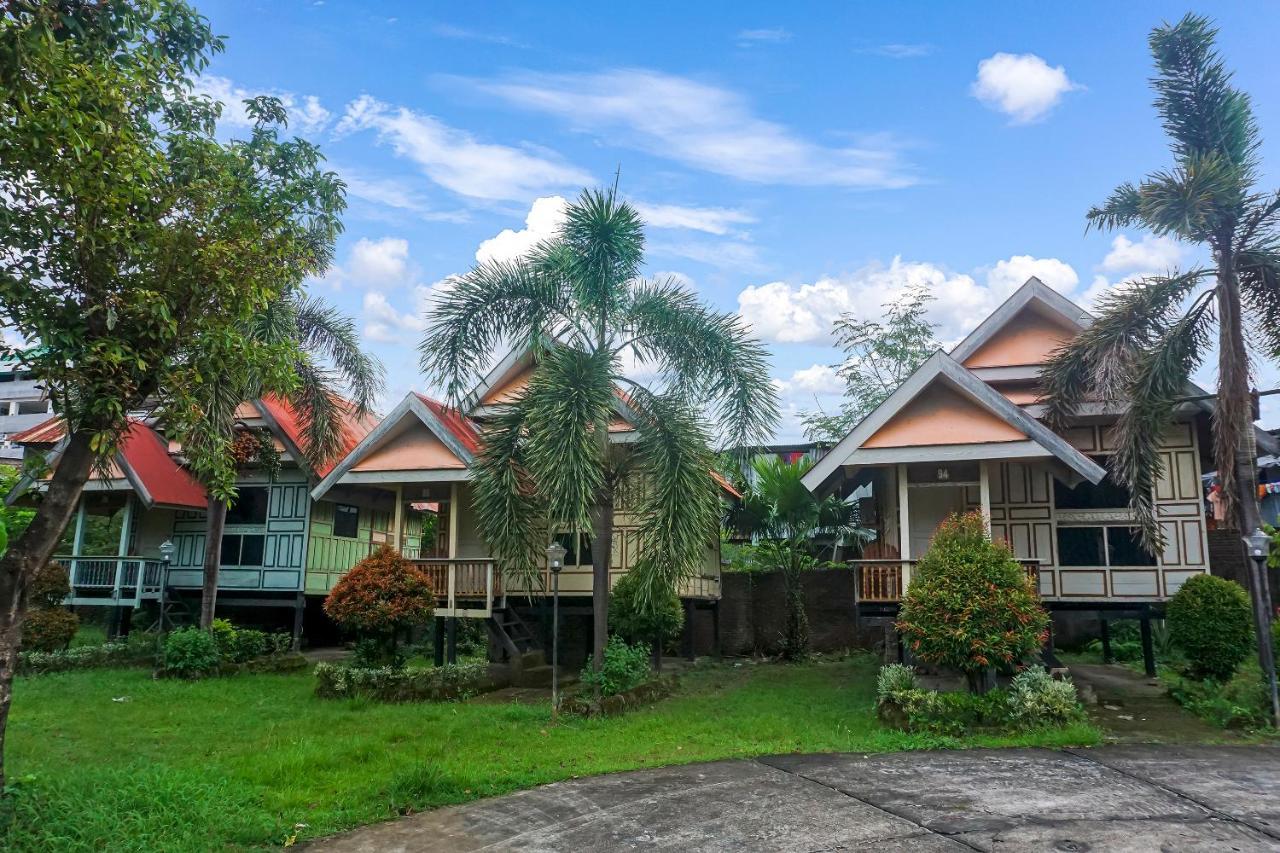 Balangberu Oyo 90923 Makassar Cottage מראה חיצוני תמונה