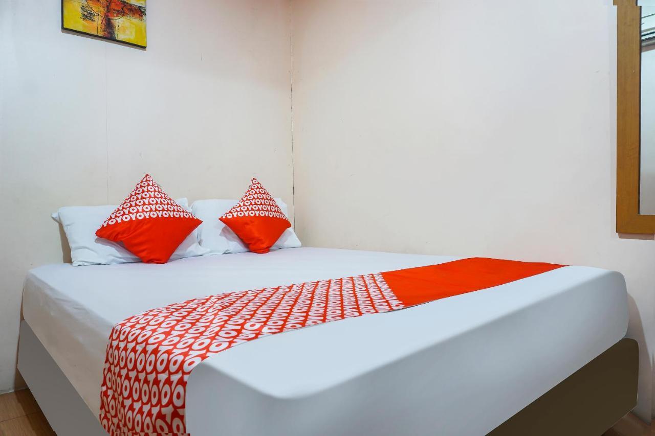Balangberu Oyo 90923 Makassar Cottage מראה חיצוני תמונה